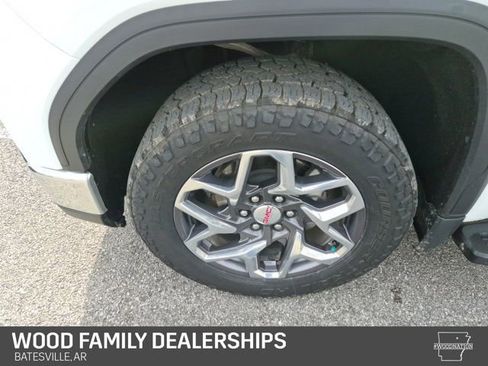 Used 2023 GMC Sierra 1500 SLT w/ SLT Premium Package image 15