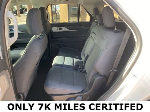 Certified 2025 Ford Explorer Active image 18