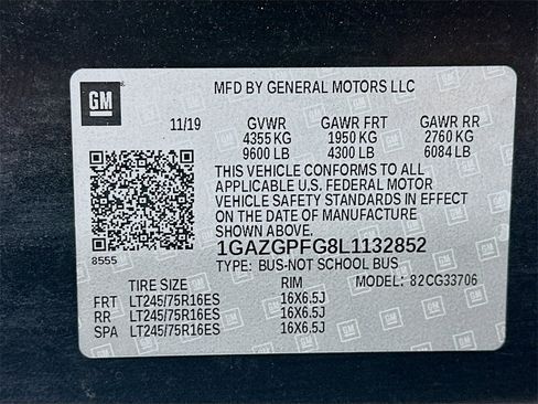 Used 2020 Chevrolet Express 3500 LT w/ LT Preferred Equipment Group image 35