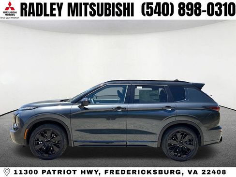 New 2026 Mitsubishi Outlander SEL Black Edition AWD/4WD image 17