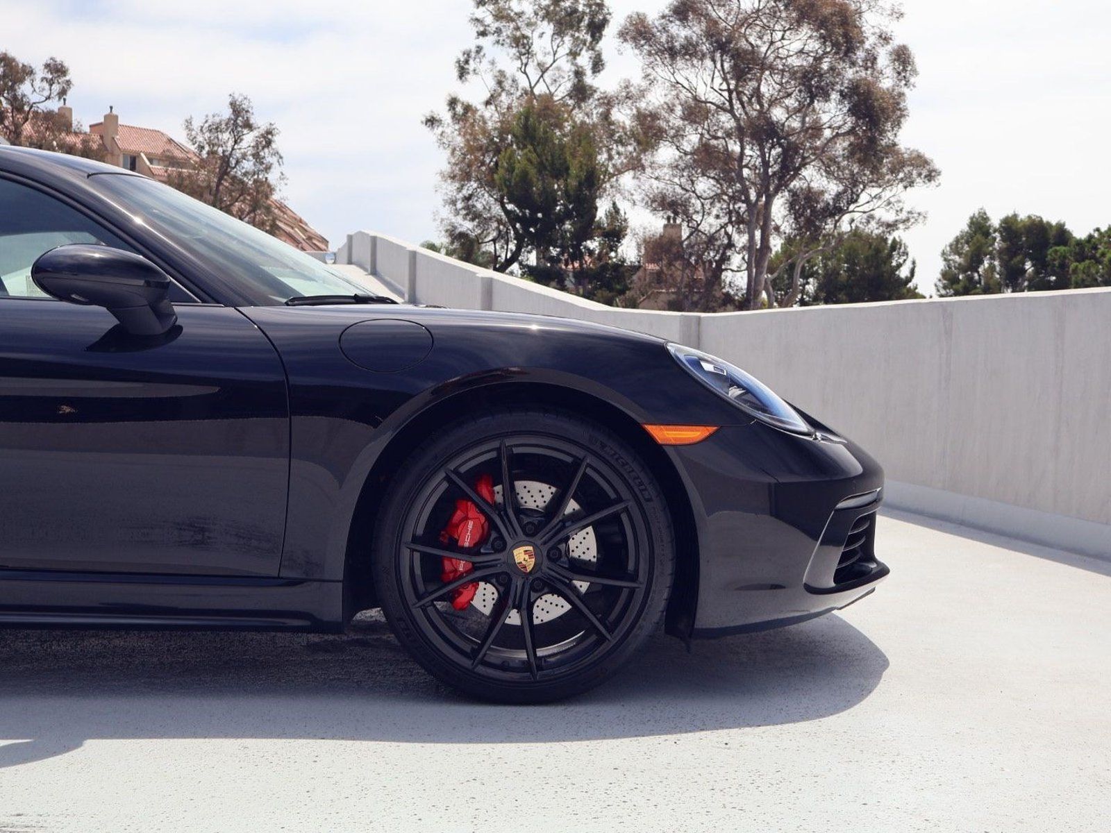 Certified 2025 Porsche 718 Cayman S RWD image 11