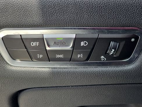 Used 2022 BMW X5 xDrive40i w/ M Sport Package AWD/4WD image 26