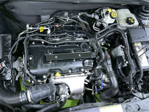 Used 2014 Chevrolet Cruze LT image 29