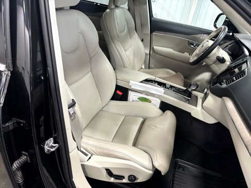 Used 2021 Volvo XC90 T6 Inscription w/ Climate Package image 37