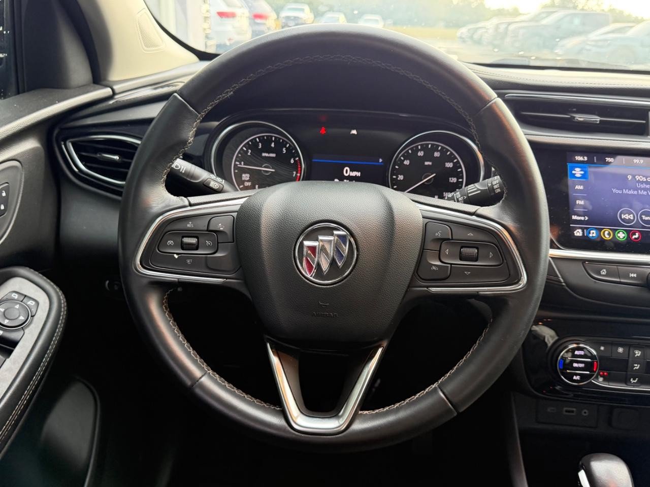 Used 2022 Buick Encore GX Select w/ Sport Touring Package FWD image 11