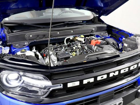 Used 2023 Ford Bronco Sport Outer Banks w/ Tech Package image 57