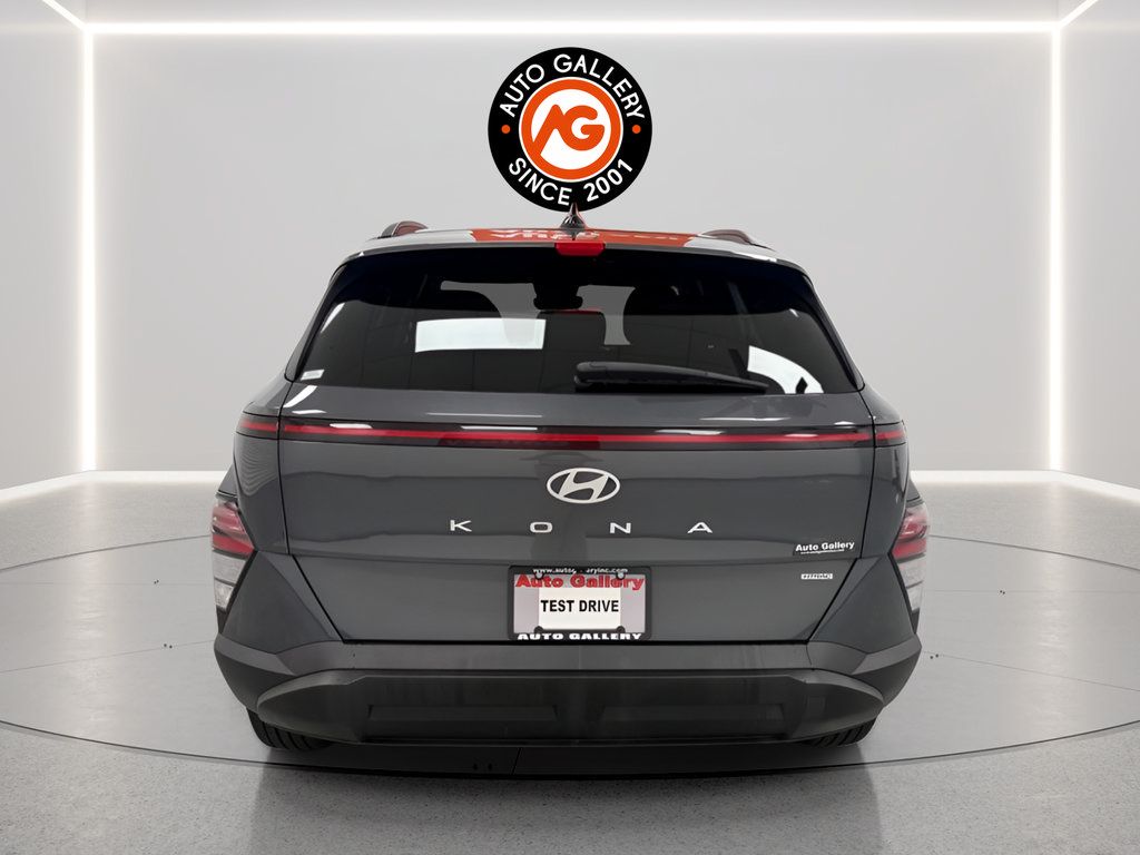 Used 2024 Hyundai Kona SEL AWD/4WD image 4