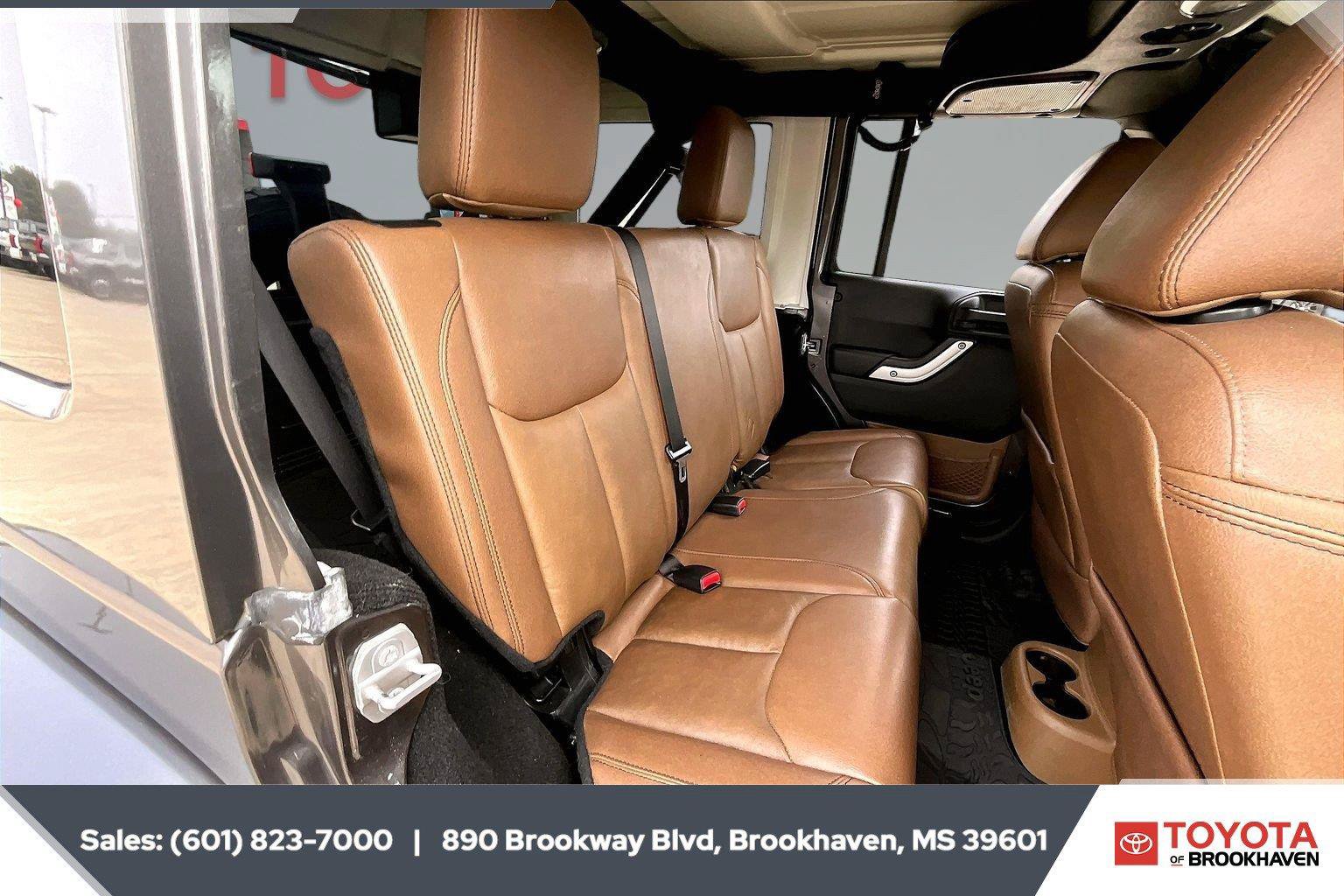 Used 2016 Jeep Wrangler Unlimited Sahara AWD/4WD image 19