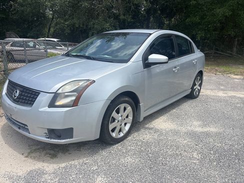 Used 2012 Nissan Sentra 2.0 SR w/ Special Edition Pkg FWD image 2