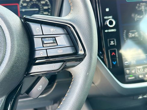 Used 2025 Subaru Forester Touring image 39