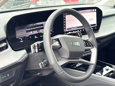 Used 2026 Audi Q3 quattro 2.0T AWD/4WD image 10