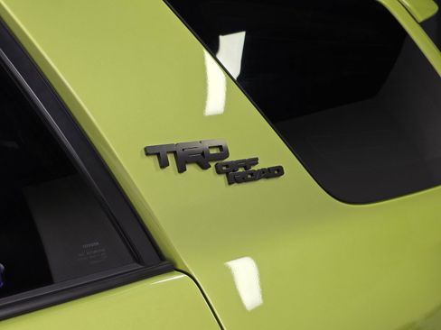 Used 2023 Toyota 4Runner TRD Off-Road Premium w/ Moonroof Package AWD/4WD image 51