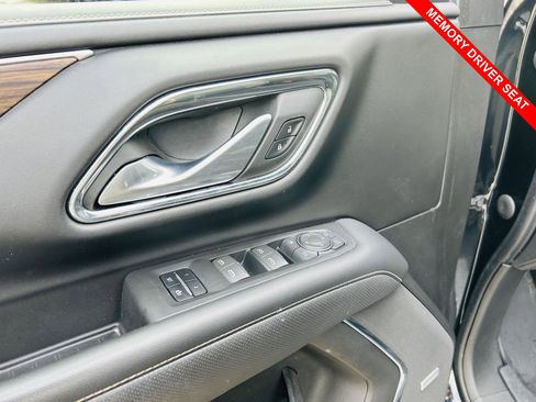 Used 2022 Chevrolet Suburban Premier image 20