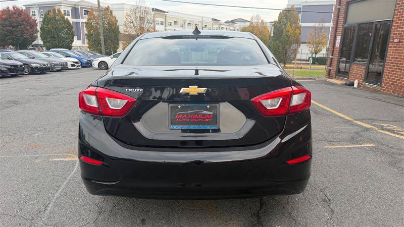 Used 2019 Chevrolet Cruze LS w/ LS Convenience Package FWD image 12
