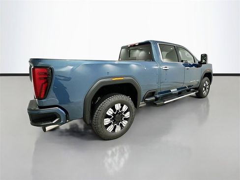 New 2025 GMC Sierra 2500 Denali w/ Denali Reserve Package image 7