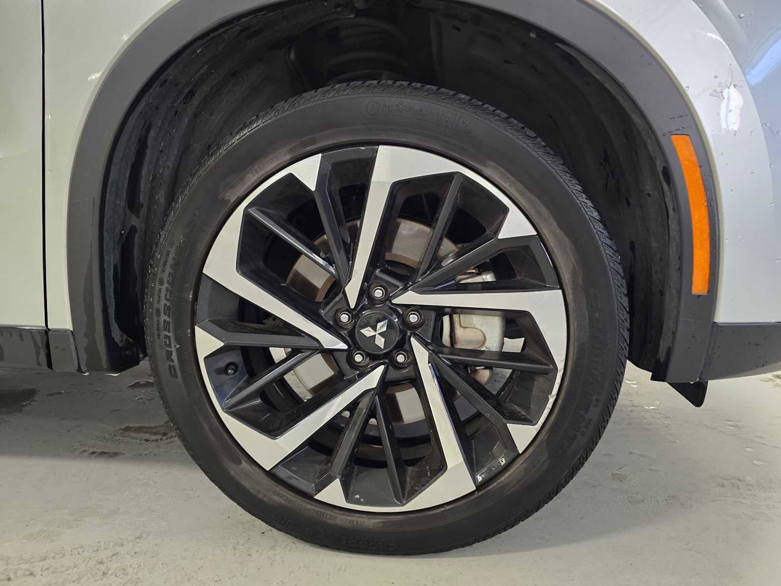 Used 2024 Mitsubishi Outlander SE AWD/4WD image 9