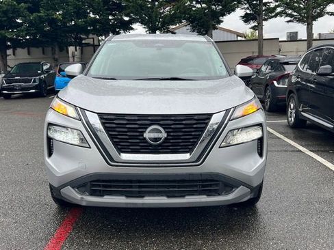 Used 2023 Nissan Rogue SV image 6