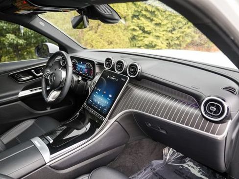 Used 2023 Mercedes-Benz GLC 300 image 25