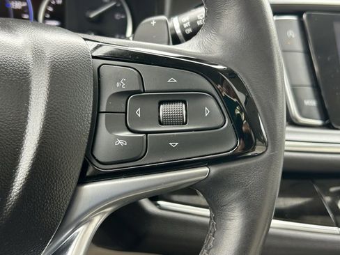 Used 2023 Buick Enclave Avenir w/ Avenir Technology Package image 24