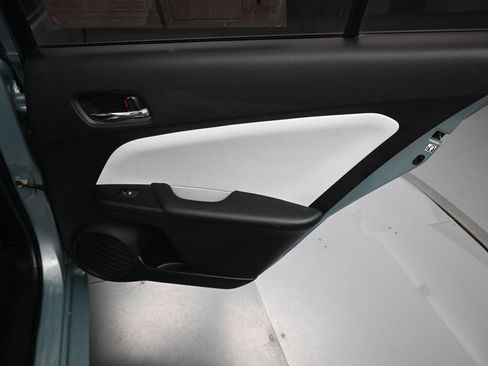 Used 2017 Toyota Prius Two w/ Carpet Mat Package FWD image 29