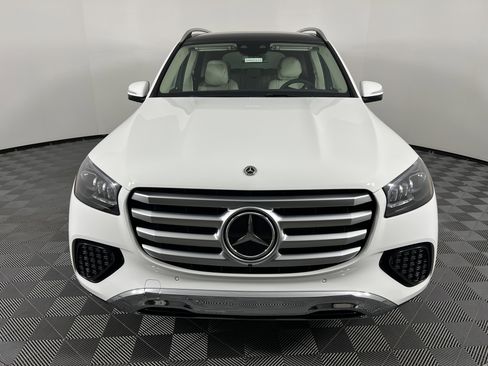 New 2026 Mercedes-Benz GLS 450 4MATIC image 5