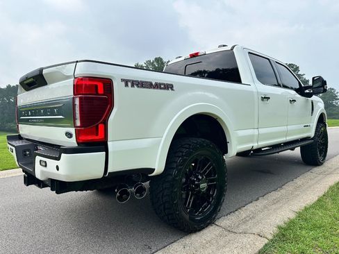 Used 2022 Ford F250 Platinum w/ Tremor Off-Road Package AWD/4WD image 5