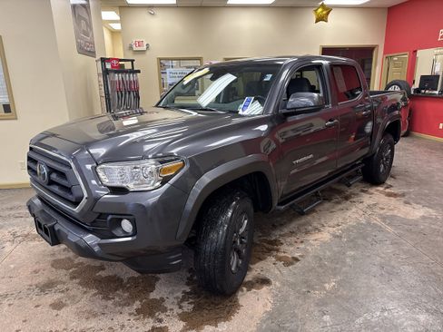 Used 2023 Toyota Tacoma SR5 image 3