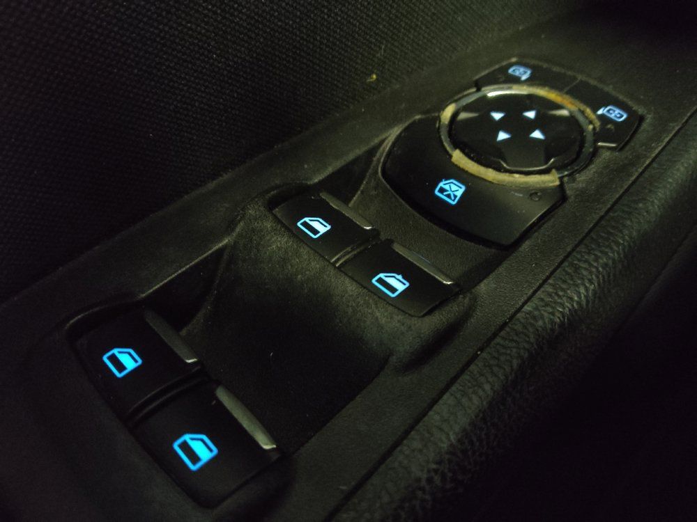 Used 2020 Ford Fusion SE FWD image 27