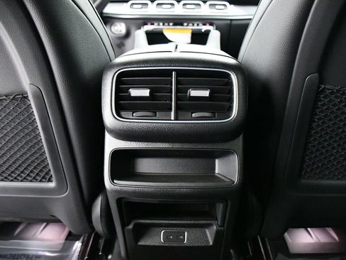 New 2026 Mercedes-Benz GLE 450 4MATIC image 17