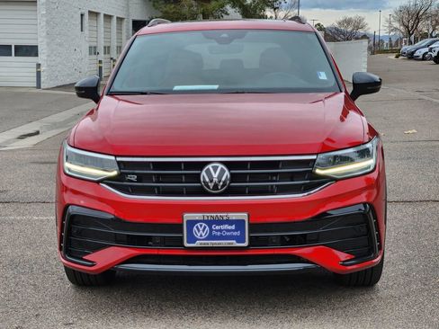 Certified 2024 Volkswagen Tiguan SE R-Line image 7
