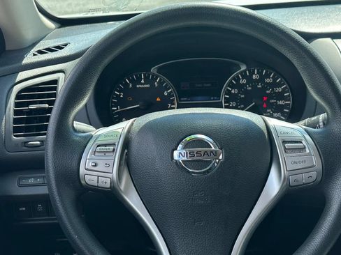 Used 2017 Nissan Altima 2.5 SV FWD image 14
