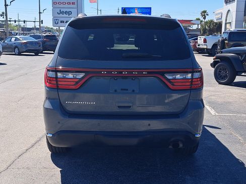 Used 2023 Dodge Durango SXT Launch Edition image 6