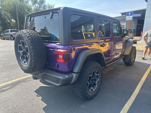 Used 2023 Jeep Wrangler Unlimited Rubicon 4xe w/ Cold Weather Group AWD/4WD image 5