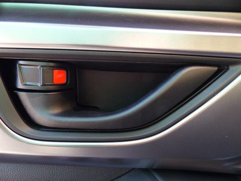 Used 2024 Subaru Impreza 2.0i Sport image 18