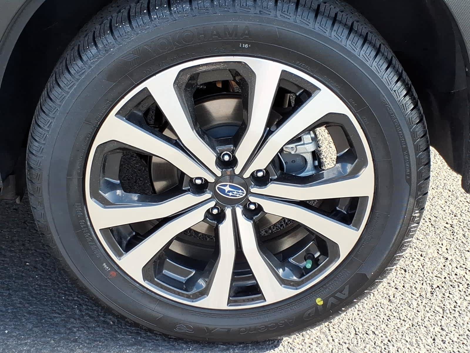 Certified 2023 Subaru Forester Limited AWD/4WD image 10