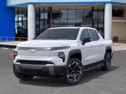 New 2026 Chevrolet Silverado EV LT w/ Premium Package image 6