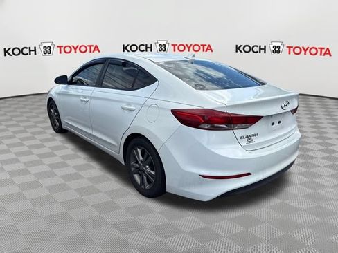 Used 2017 Hyundai Elantra Value Edition FWD image 4