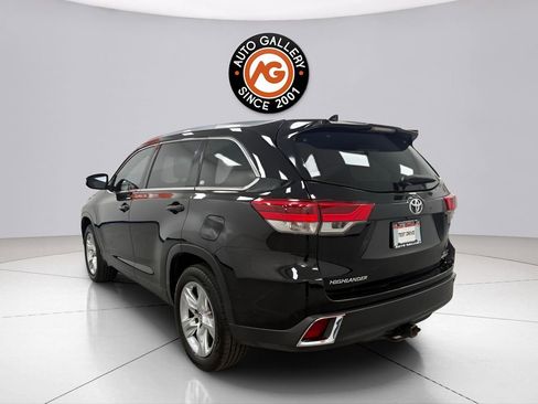 Used 2019 Toyota Highlander Limited image 5