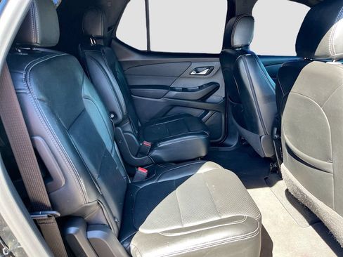Used 2024 Chevrolet Traverse LT FWD image 27