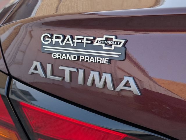 Used 2025 Nissan Altima 2.5 SV FWD image 31