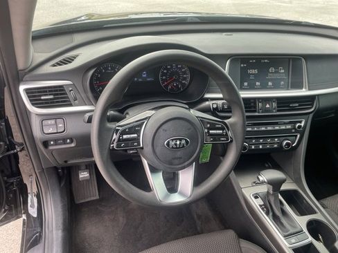 Used 2020 Kia Optima LX image 24