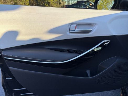 Used 2022 Toyota Corolla XSE image 10