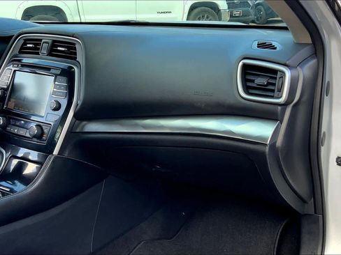 Used 2022 Nissan Maxima SV w/ Floor Mat Group image 33