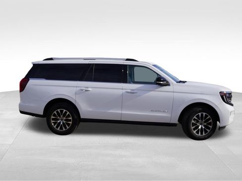 Certified 2025 Ford Expedition Max Platinum AWD/4WD image 2