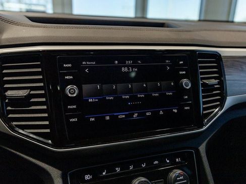 Used 2023 Volkswagen Atlas Cross Sport SE image 26