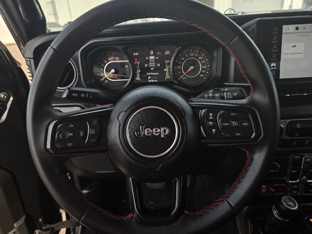 Used 2024 Jeep Wrangler Unlimited Rubicon AWD/4WD image 21