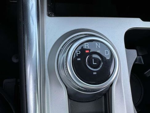 Certified 2022 Ford Explorer Limited w/ Equipment Group 301A image 16