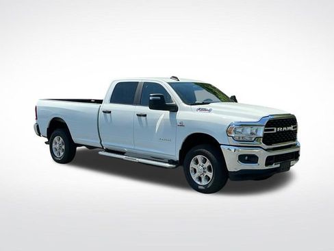 Used 2023 RAM 2500 Big Horn w/ Level 1 Equipment Group image 8