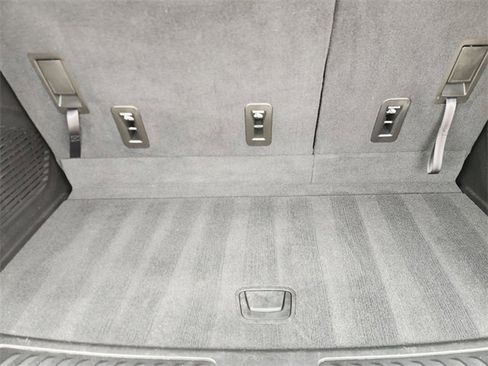 Used 2021 Chevrolet Tahoe LT RWD image 34