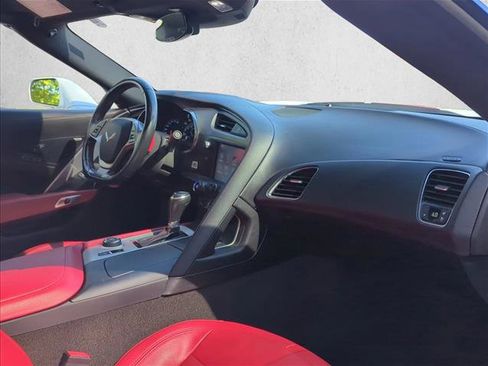 Used 2017 Chevrolet Corvette Stingray Convertible image 23